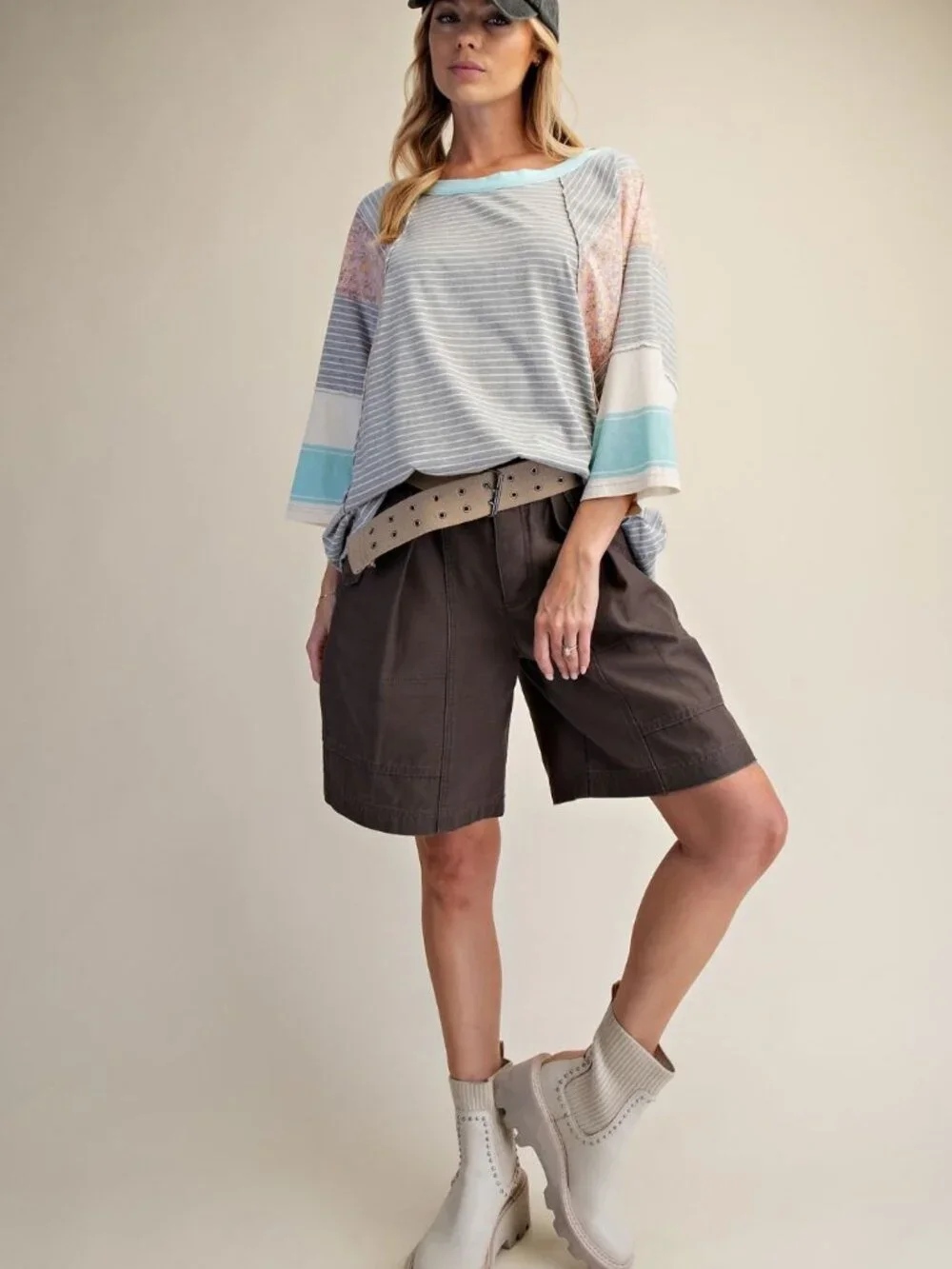 E38 Easel Striped Mix Print Mineral Washed Heather Gray w/Aqua Knit Top Plus - Picture 4 of 4